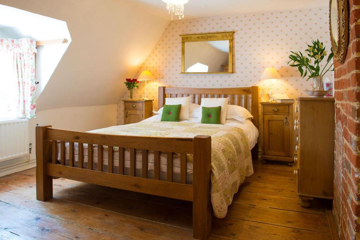 Wren Cottage, A Very Cosy Historic Coastal Cottage In A Pretty Little Village Wickham Market Exterior photo